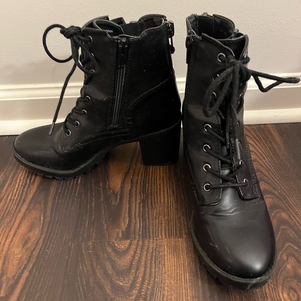 Steve Madden Black Boots size 7.5